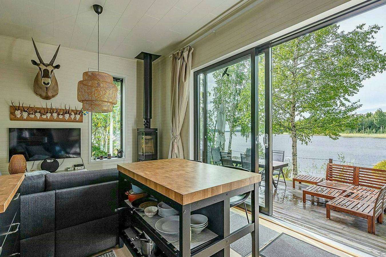 Ferienhaus mit Seeblick und Bootsmöglichkeiten am Storsjön in Gästrikland