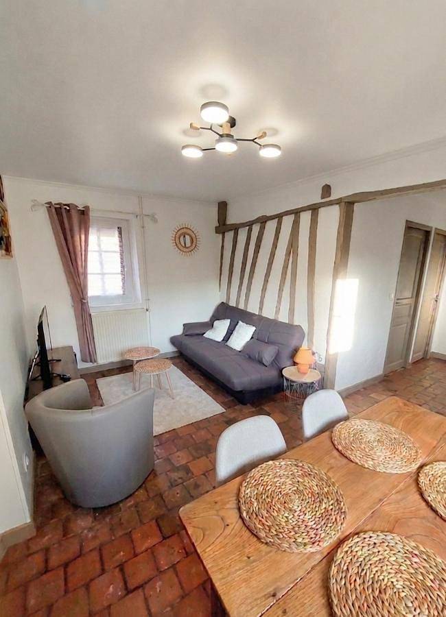 Location de vacances pour 6 personnes, avec jardin à Envermeu - 2