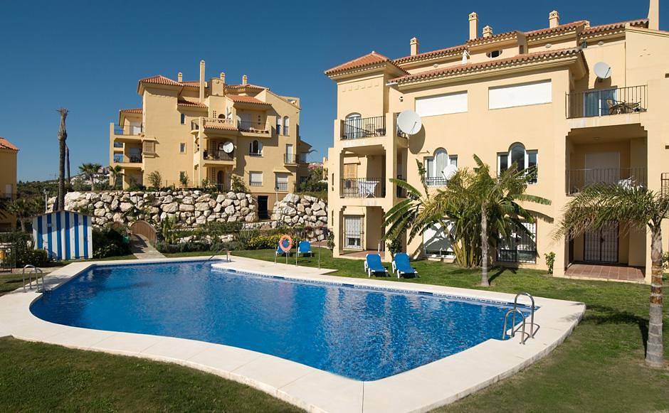Entire apartment, Holiday apartment for 4 people in Urbanizacion Calahonda, Mijas