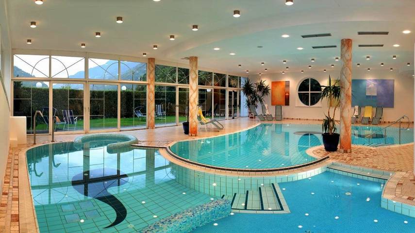 Hôtel pour 2 personnes, avec sauna et jardin ainsi que vue et piscine, animaux acceptés à Chiusa - 2