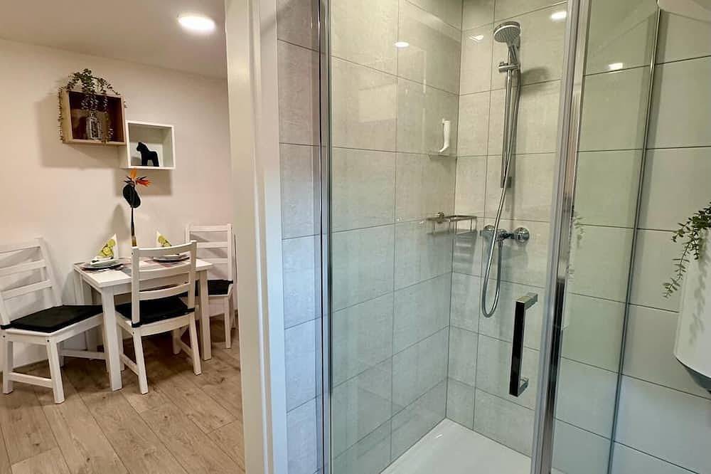 Ganze Wohnung, Ferienwohnung 1 mit ausziehbare Einzelbetten in Bad Königshofen i.Grabfeld, Rhön-Bayern