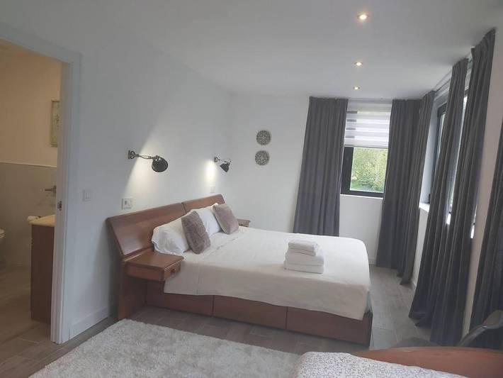 Casa rural con piscina para 3 personas, con jardín y vistas además de piscina y terraza en Provincia de La Coruña - 3