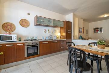 Holiday Rental for 7 People in Mercede, Alghero, Photo 2