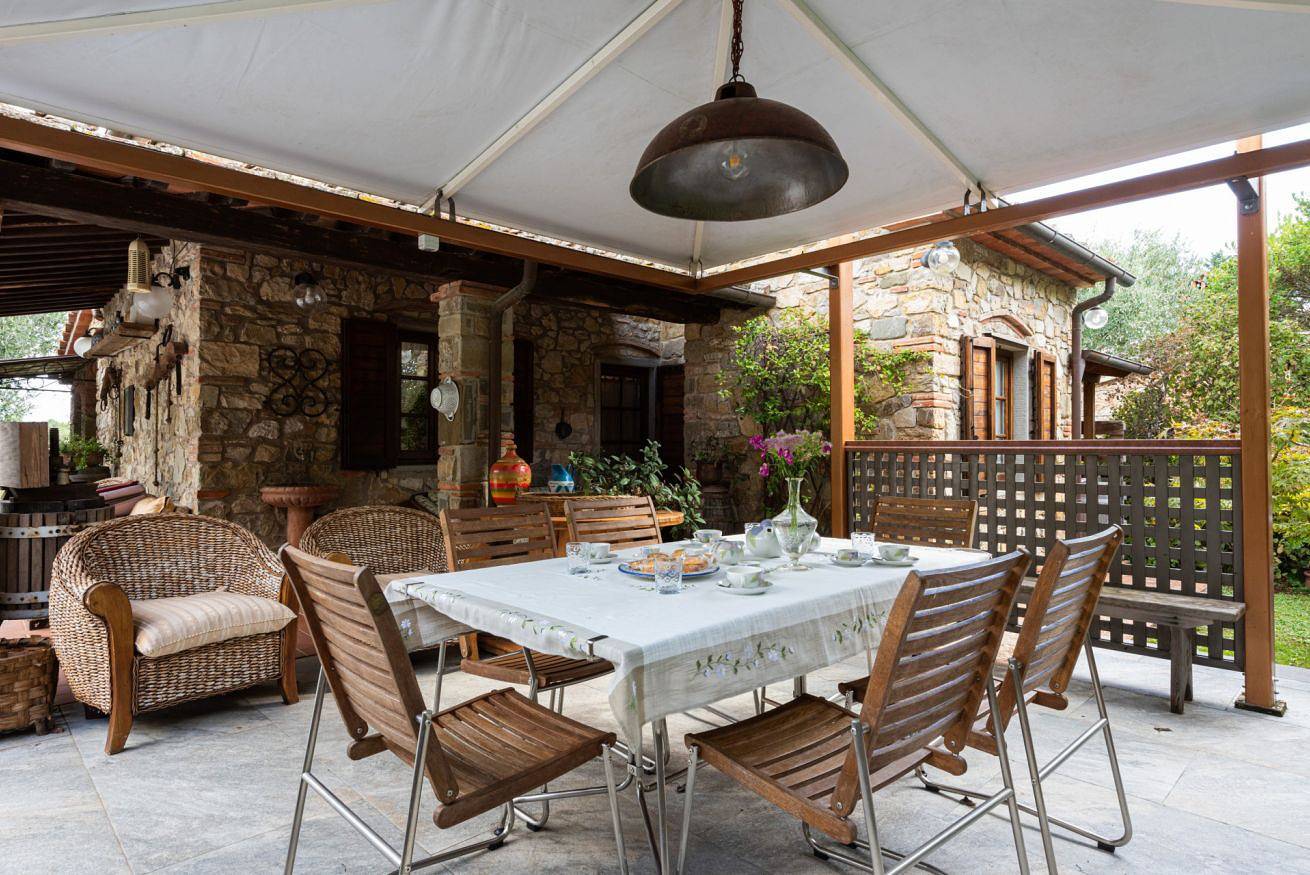 Villa für 6 Personen mit Garten in Bucine, Capannole