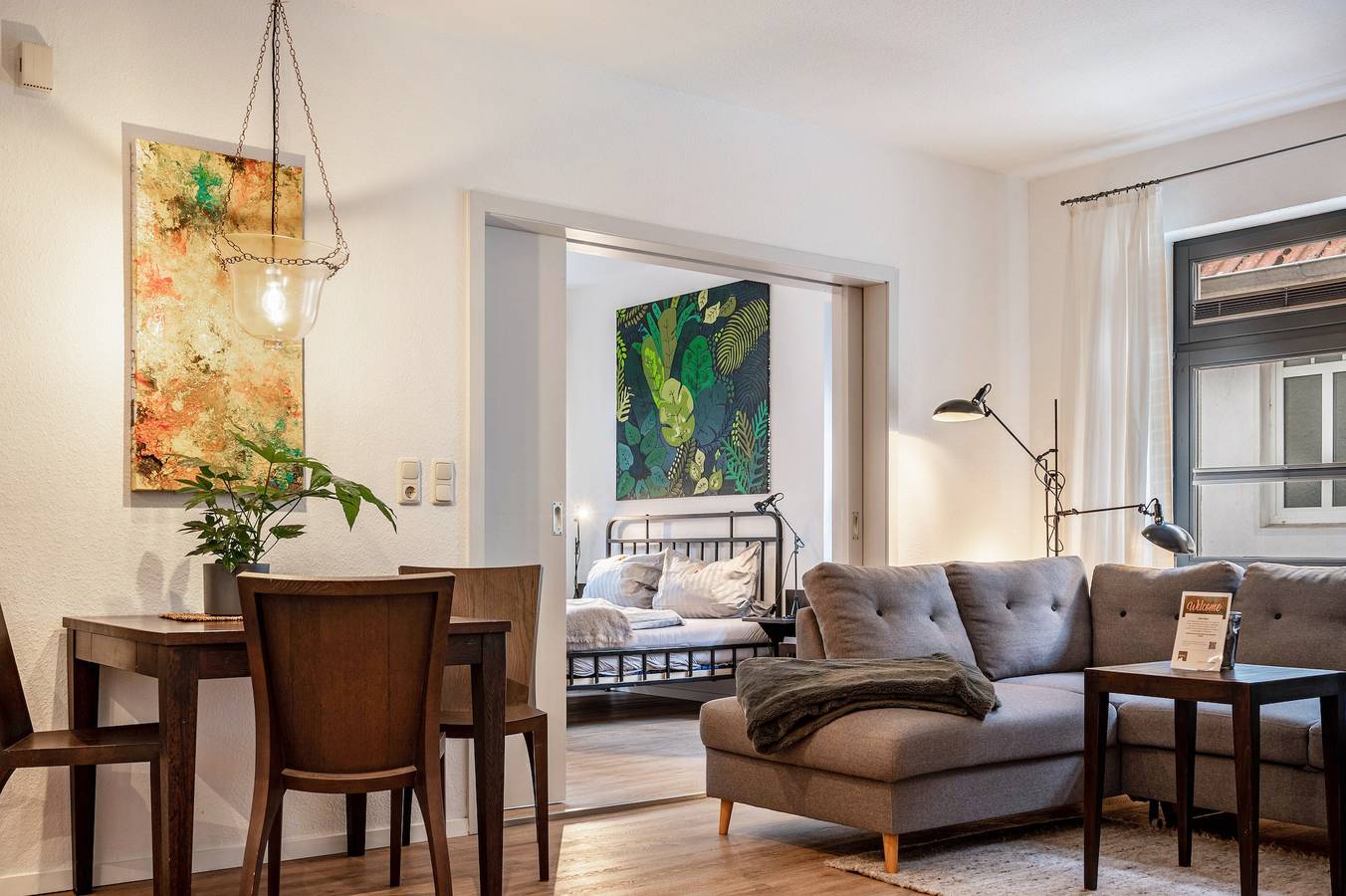 Ganze Wohnung, Ferienwohnung 2 Klün's" mit privater Terrasse, Balkon und Wi-Fi in Jever, Nordseeküste