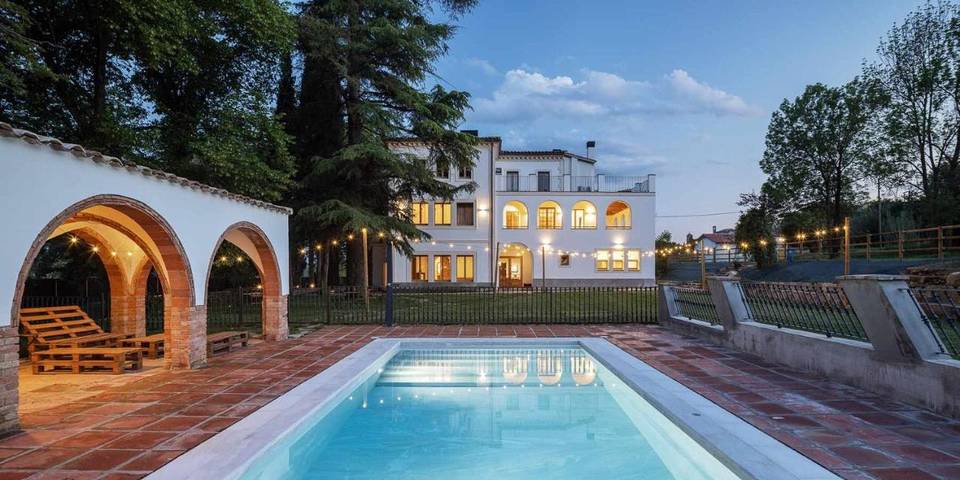 Casa rural para 2 personas, con Balcón y Terraza además de Jardín y Piscina en Osona - 2
