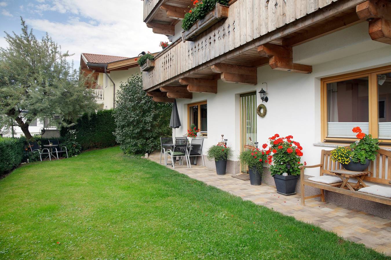 Ganze Wohnung, Ferienwohnung Haus Roland mit Bergblick, Garten und Wlan in Gerlosberg, Bezirk Schwaz