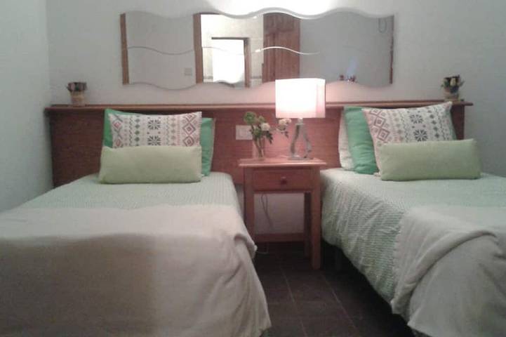 Location de vacances pour 11 personnes, avec jardin à Gualchos - 2