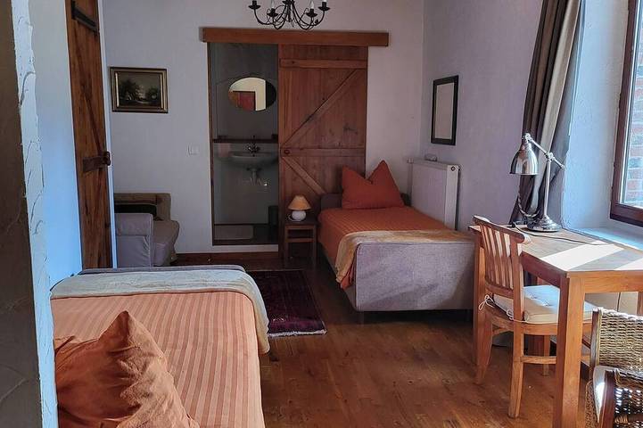 Location de vacances pour 5 personnes, avec terrasse à Château-Chervix - 4