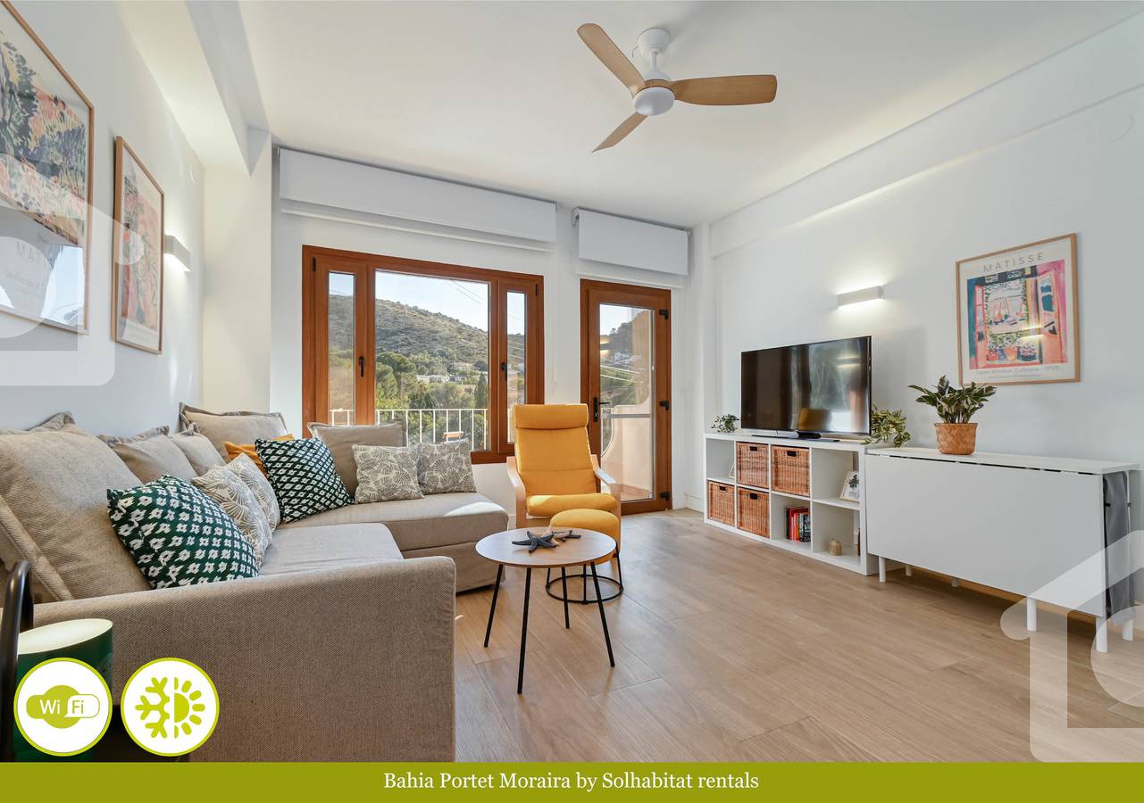Entire apartment, Holiday apartment for 5 people with pool in Cala El Portet, Teulada (Spain)