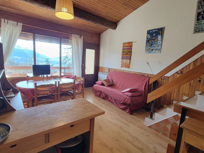 Apartamento entero, Luminoso apartamento 6 pers, admite mascotas, balcón sur, a pie de pistas in Saint-Michel-de-Chaillol, Parque Nacional de los Ecrins