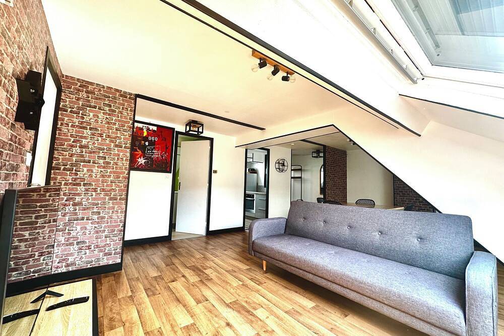 Apartamento entero, The industrial apartment on the banks of the Loire in Sully-sur-Loire, Valle del Loira