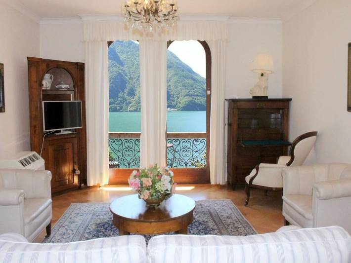 Ferienwohnung für 6 Personen, mit Pool und Terrasse
