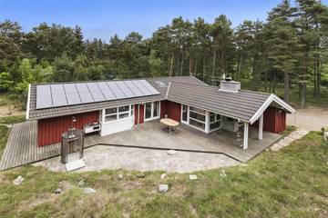 Ferienhaus für 8 Personen, mit Terrasse und Sauna sowie Whirlpool in Dänemark