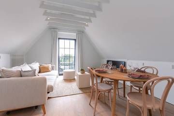 Gîte pour 4 personnes, avec balcon/terrasse dans Duinbergen