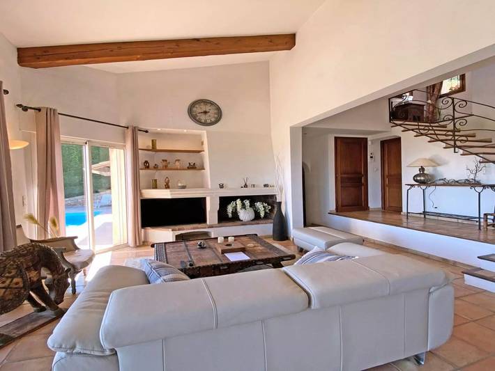 Location de vacances pour 8 personnes, avec piscine et jardin dans Golf Bluegreen Sainte-Maxime - 4