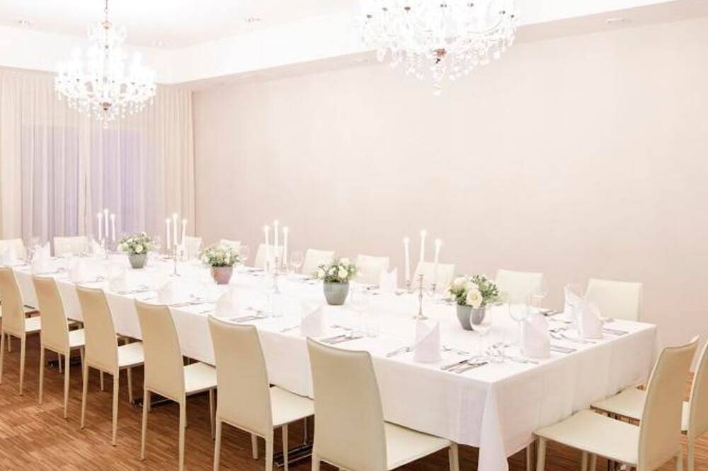 Dreibettzimmer - Pfeilers Bürgerstüberl und Hotel in Südoststeiermark, Feldbach