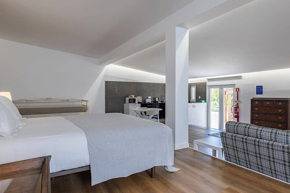 Kochab Sintra - A Côrte in Praia do Magoito, São João das Lampas e Terrugem