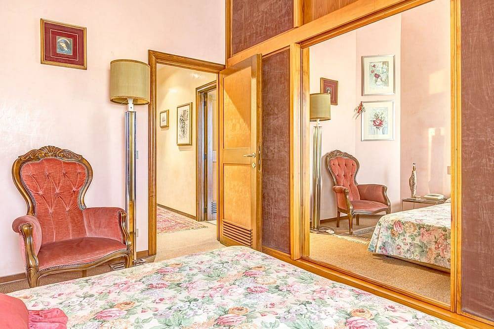 Ganze Wohnung, Penthouse, ideal für den Aufenthalt von sechs Personen fein eingerichtet. in Arezzo, Arezzo Provinz