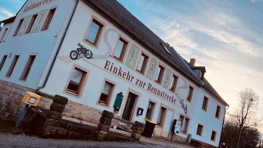 Hotel für 4 Personen, mit Terrasse und Garten in Hohnstein