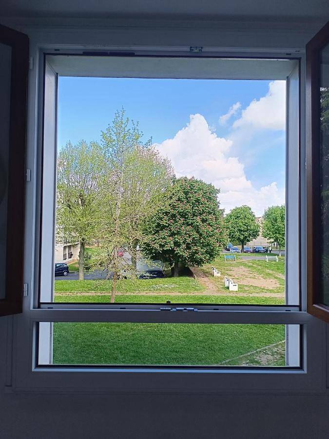 Appartement de vacances entier, Double Room with Garden View in Chevilly-Larue, Val-de-Marne
