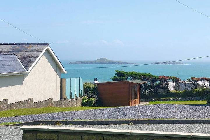 Cottage for 6 people, with garden, with pets in Aberdaron