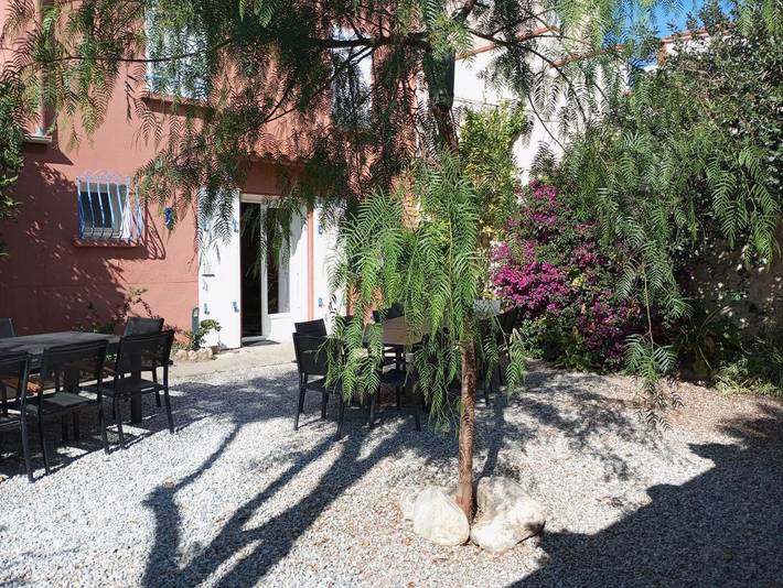 Location de vacances pour 2 personnes, avec jardin à Elne - 2