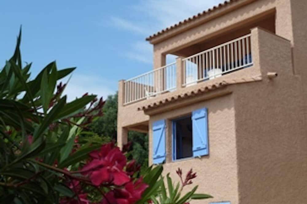 Villa U Latonu Plage de Palombaggia in Palombaggia, Porto-Vecchio