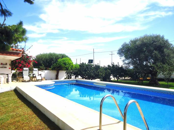 Casa rural para 6 personas, con jardín en Baix Maestrat - 2