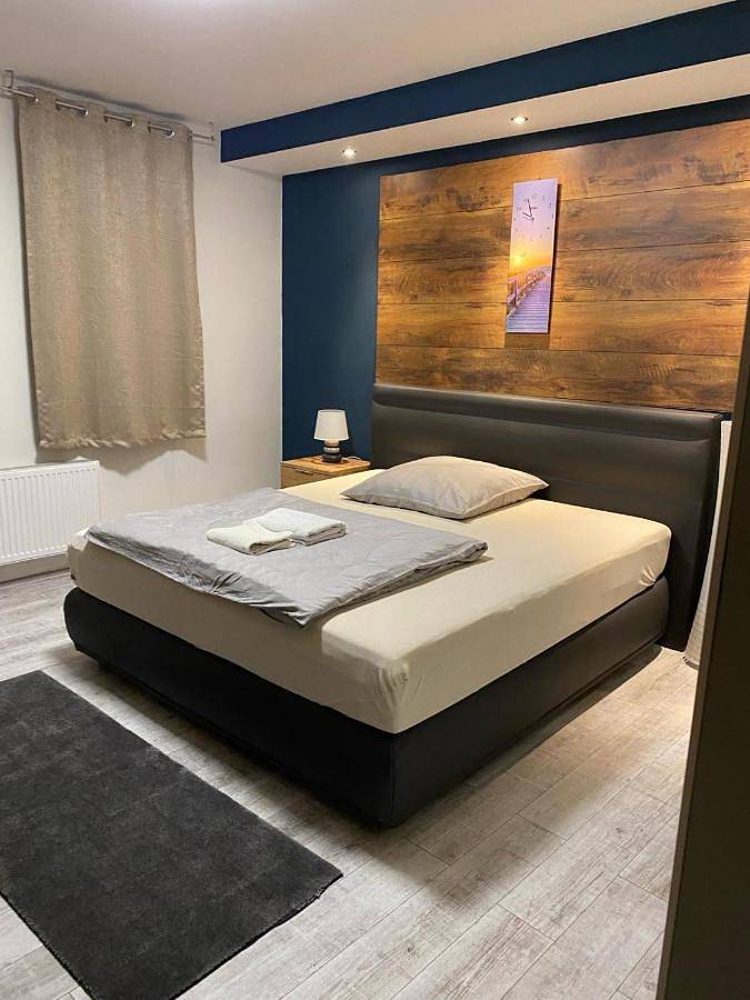 Ferienwohnung für 2 Personen, mit Garten und Ausblick in Taucha