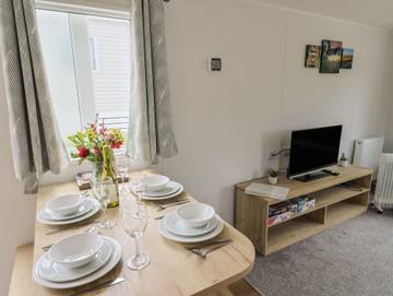 Bungalow for 6 People in Charmouth, Jurassic Coast, Photo 4