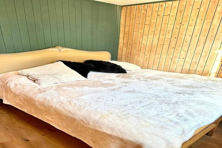 Gemütliches Chalet mit Garten in Rougemont, Pays-d'Enhaut Region