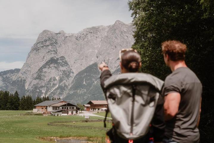 Gîte pour 9 personnes, avec Terrasse ainsi que Jardin et Vue à Werfen