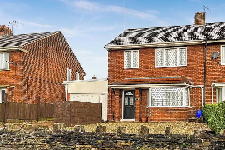 Cottage for 5 people, with garden, with pets in Chesterfield