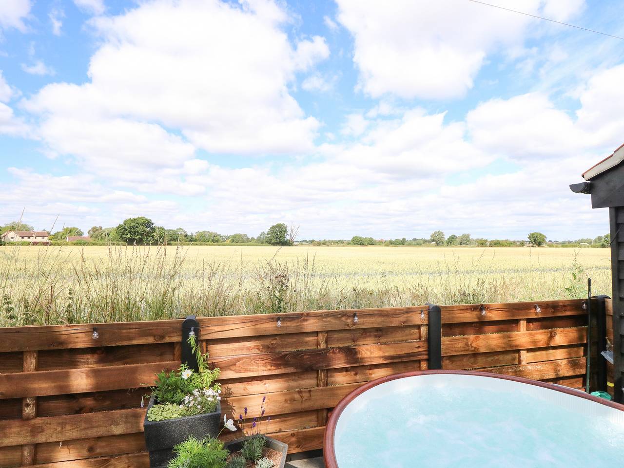 Cobblers Barn in Repps with Bastwick, Great Yarmouth