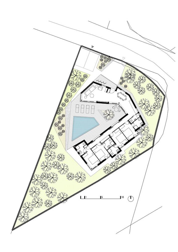 Villa für 10 Personen, mit Terrasse und Pool sowie Balkon/Terrasse in Medulin - 4