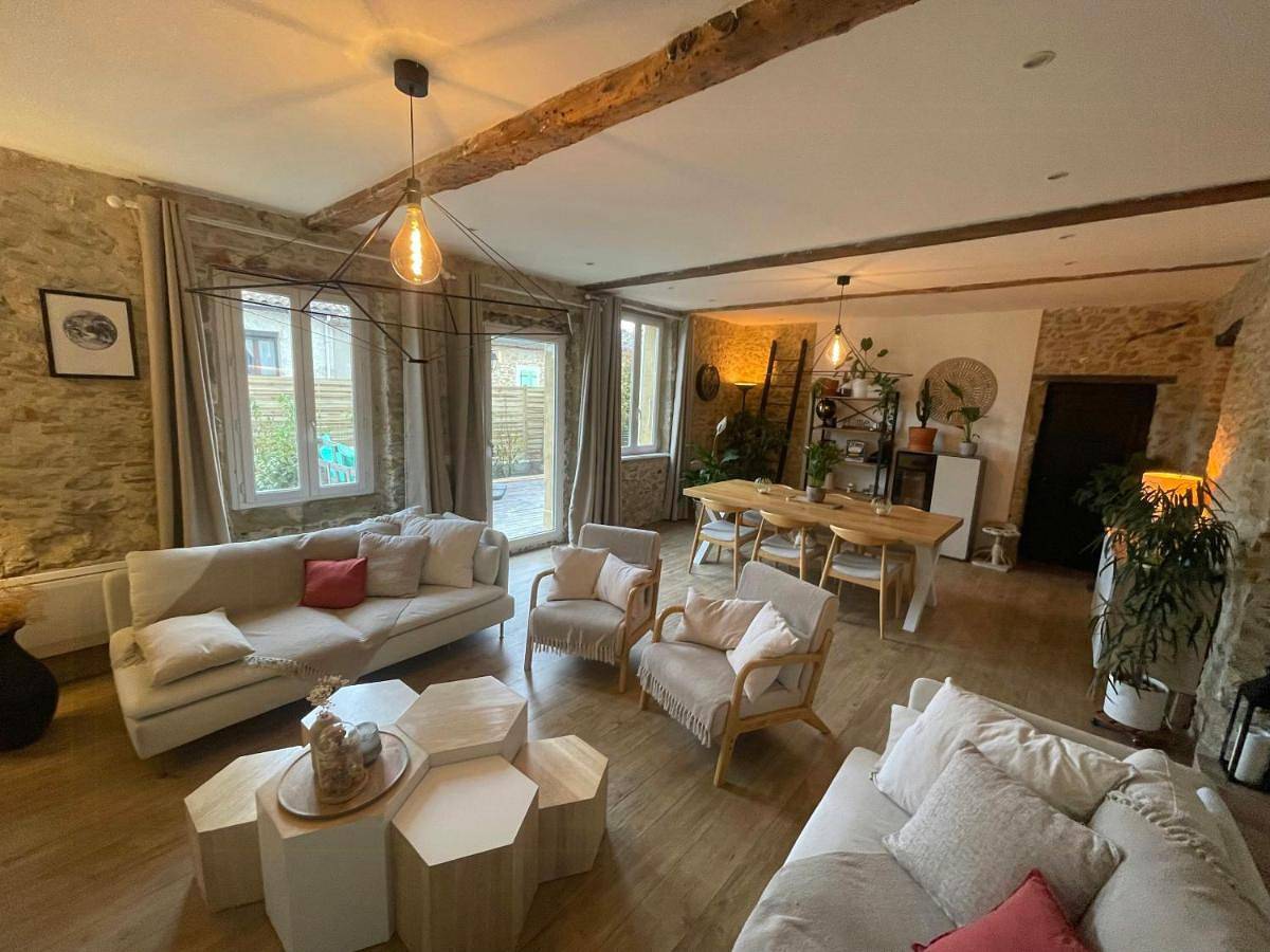 Spacious Villa With Pool Near Carcassonne in Soupex, Région de Carcassonne