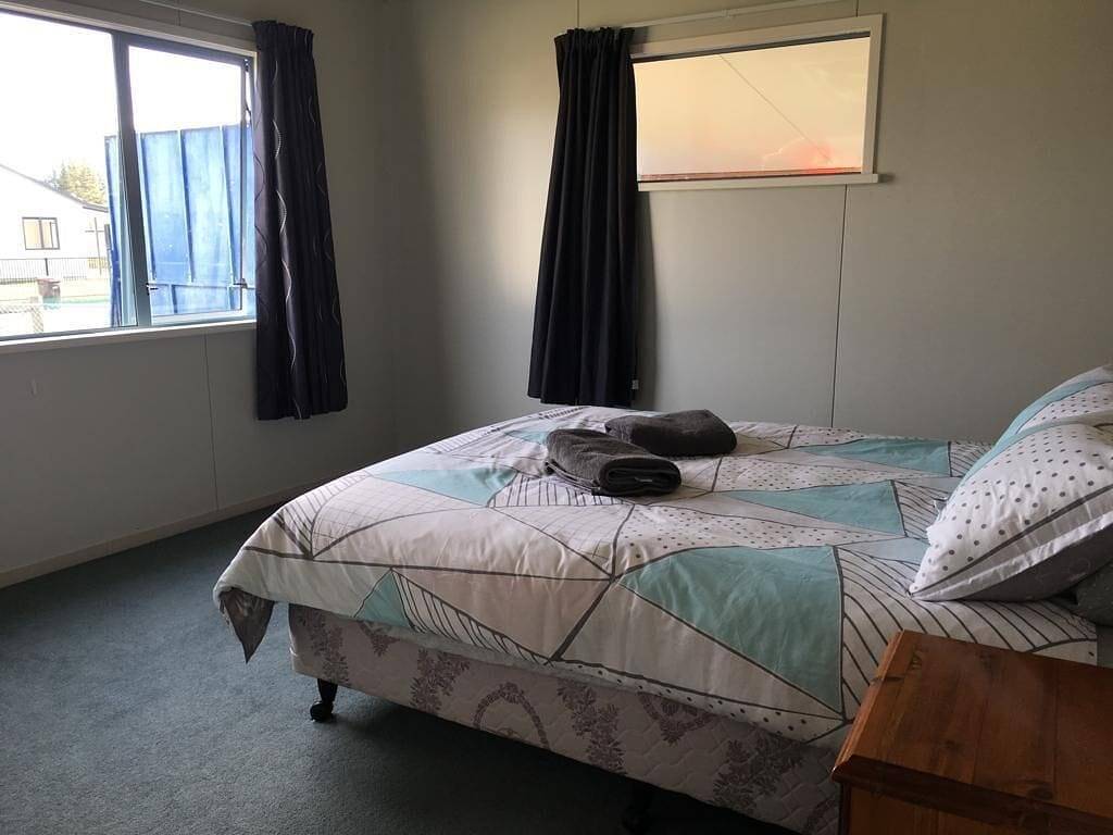 Irishman Drive Retreat, free wifi. in Twizel, Mackenzie District