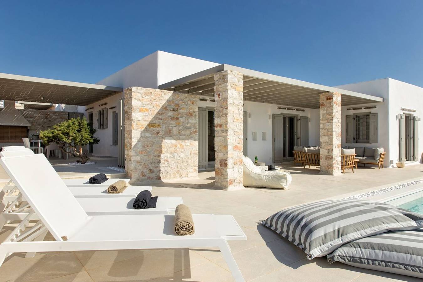 Platinum Paros Villa | 5 Bedroom Villa | Private Swimming Pool & Stunning Sea Views | Alyki in Aliki, Paros