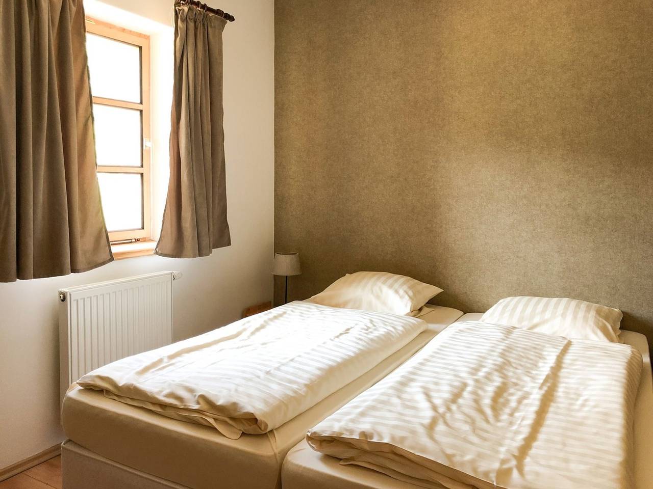 Chalet nahe Ski Bret mit Sauna in Schatzlar, Region Trautenau