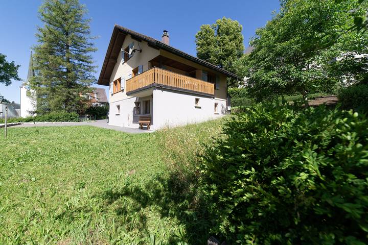 Ferienhaus für 8 Personen, mit Balkon und Terrasse sowie Garten in Wildhaus-Alt St. Johann
