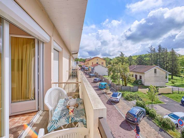Studio entier, Studio lumineux 22 m², balcon, Wifi, animaux admis in Cazaubon, Gers