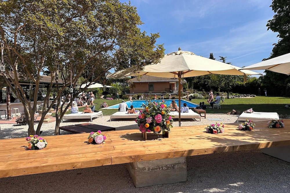 Villa for 26 Guests in Rome, Rome Province