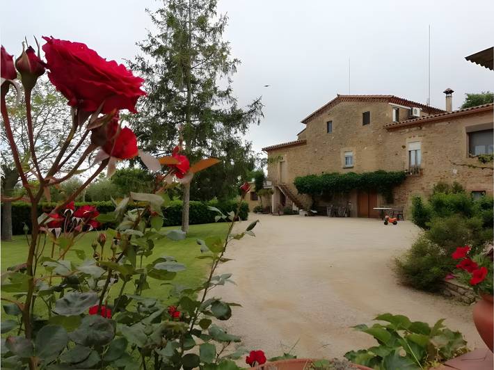 La Parra 1 at Mas Pareta: Rural Apartment with Pool and Farm near Costa Brava in Fonolleres (Girona), Parlavà