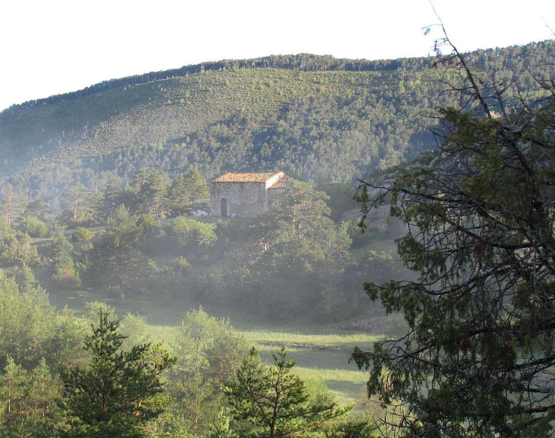 Three-Bedroom House in La Martre, Région de Draguignan