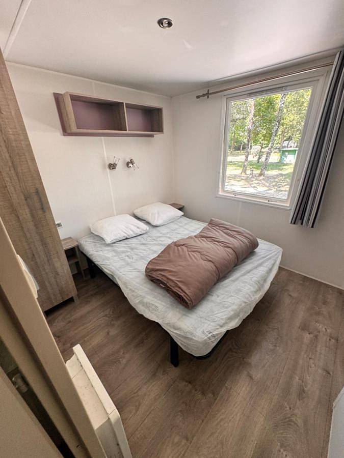 Location de vacances pour 4 personnes, avec jardin et terrasse ainsi que bassin pour enfant et piscine à Vergeroux - 4