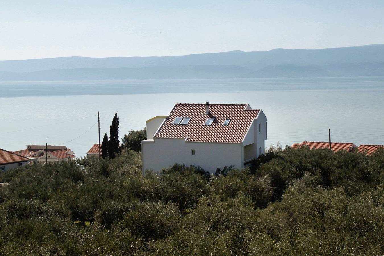 Ganze Wohnung, 1-Zimmer-Ferienwohnung mit Terrasse und Meerblick Duce (Omis) A-2778-b in Dugi Rat, Omis-Riviera