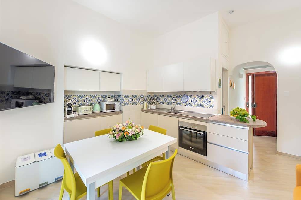 Entire apartment, Nanninella Guest House - Welcome in Amalfi Coast in Minori, Amalfi Coast