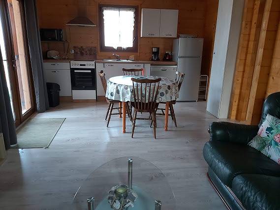Gîte Bas - Les Chalets du P'Tit Louis in Patornay, Jura Francais
