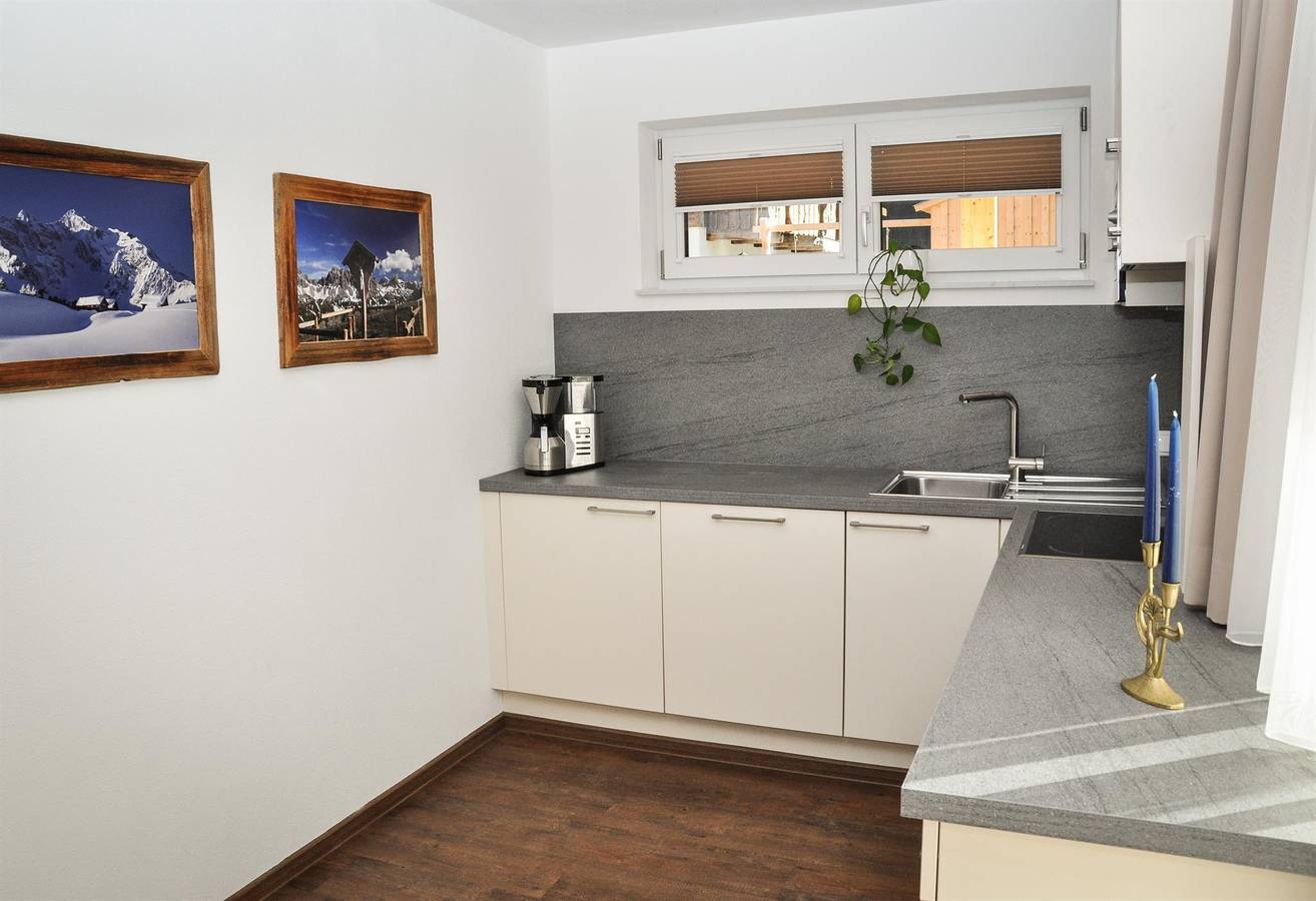 Ganze Ferienwohnung, Talauf in Lechtaler Alpen, Steeg